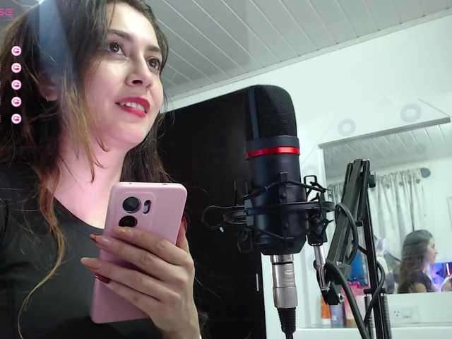 Amylov342's BongaCams show and profile