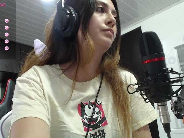 Amylov342's BongaCams show and profile