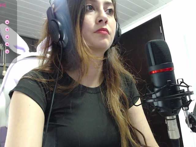 Amylov342's BongaCams show and profile