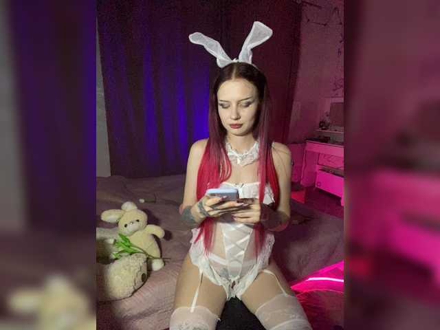 KORALINA69-1's BongaCams show and profile