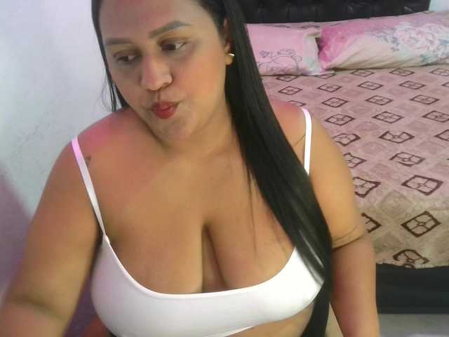 Aleja-wish's BongaCams show and profile