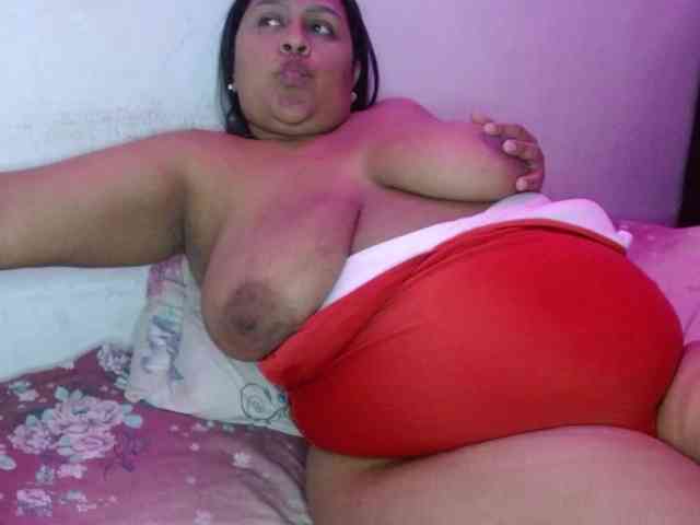 Aleja-wish Live Webcam on BongaCams