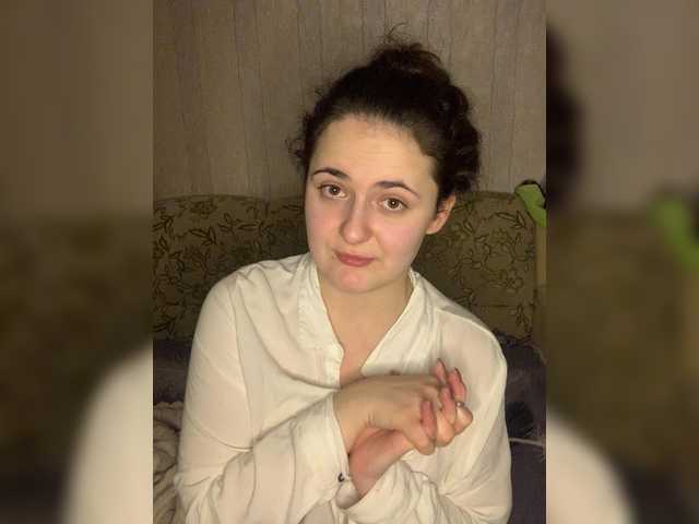 IlonaStar777 live cam