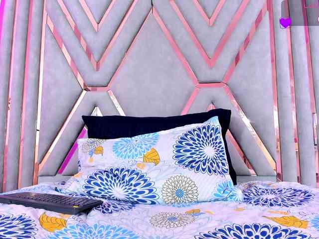 aby-divine Live Webcam on BongaCams