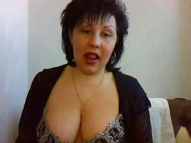 SweetPussyZvZ webcam