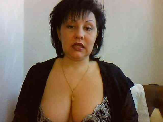 SweetPussyZvZ webcam