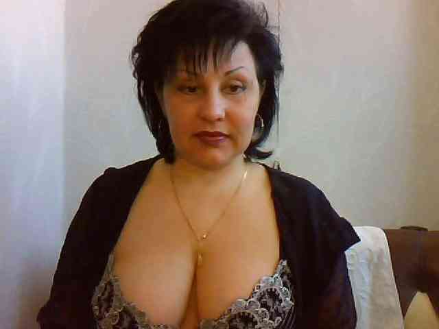 MatureWetPussyZvZ webcam