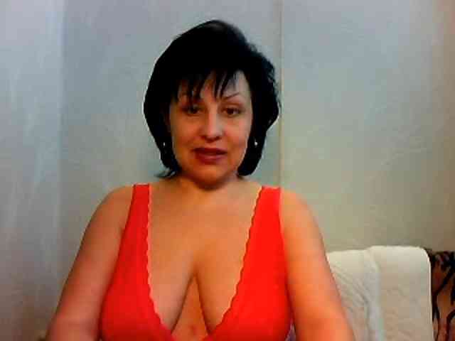 MatureWetPussyZvZ webcam