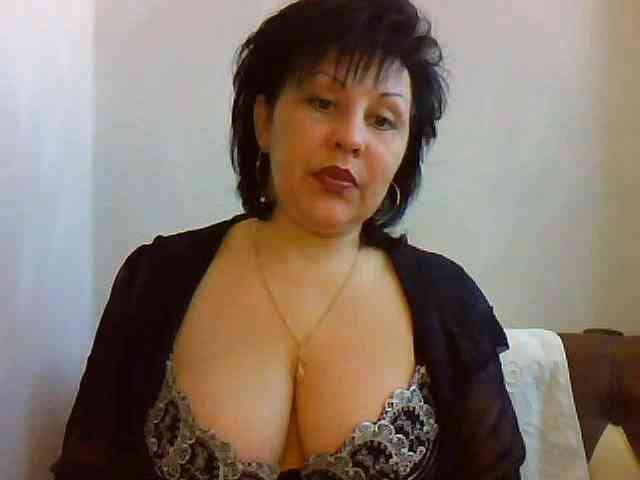 SweetPussyZvZ webcam