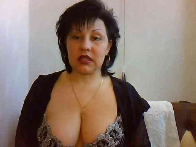 MatureWetPussyZvZ webcam