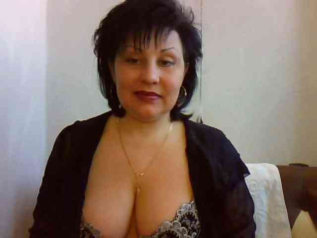 MatureWetPussyZvZ webcam