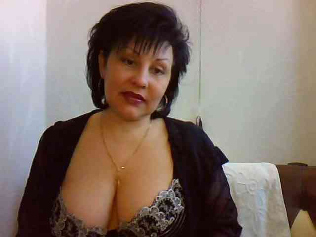 MatureWetPussyZvZ webcam