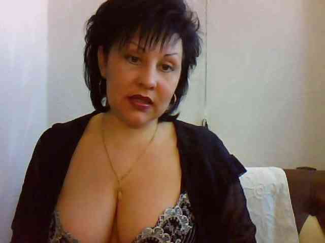 MatureWetPussyZvZ webcam