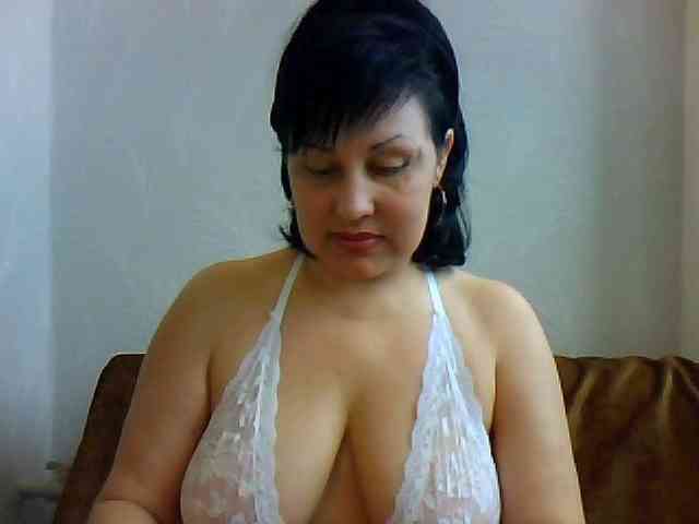 SweetPussyZvZ webcam