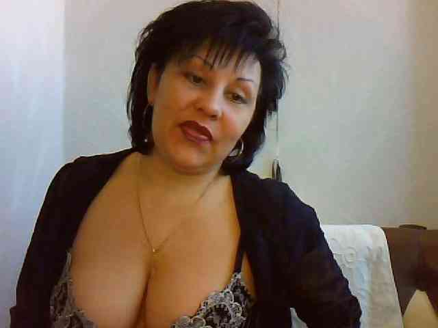 SweetPussyZvZ webcam