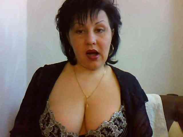 MatureWetPussyZvZ webcam