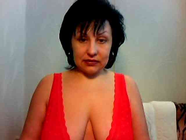 MatureWetPussyZvZ webcam