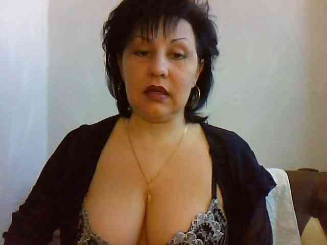 SweetPussyZvZ webcam