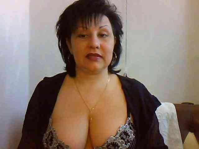 SweetPussyZvZ webcam