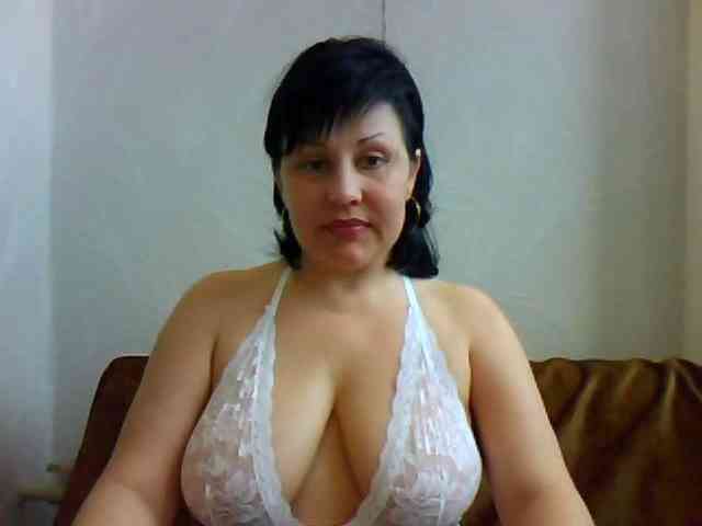 MatureWetPussyZvZ webcam