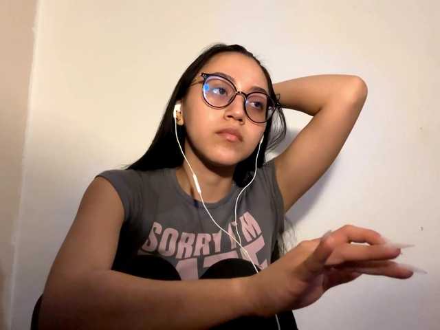 DonellaPrugh's BongaCams show and profile