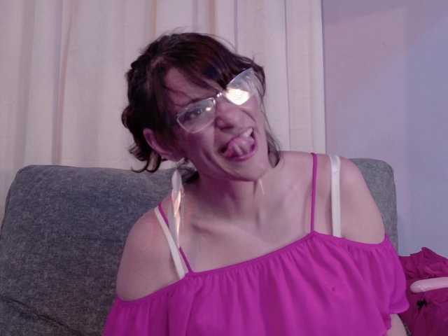 MonicaRosse's BongaCams show and profile