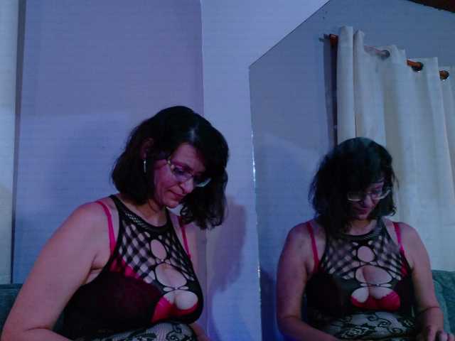 MonicaRosse's BongaCams show and profile