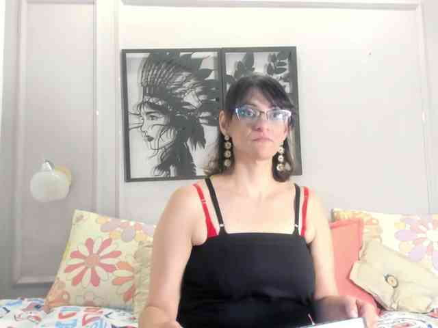 MonicaRosse webcam