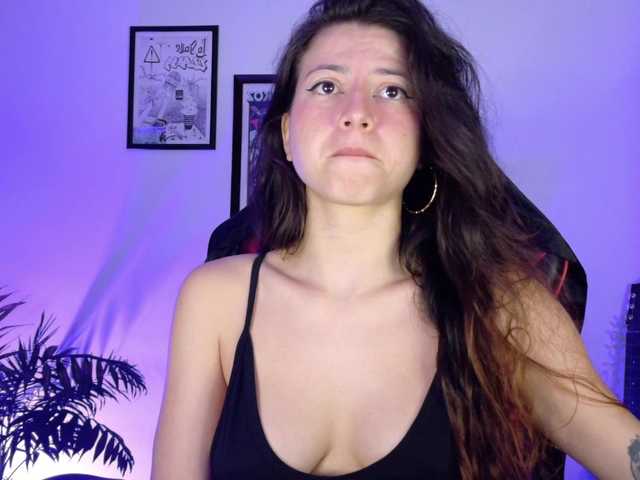 LolaMustaine's BongaCams show and profile