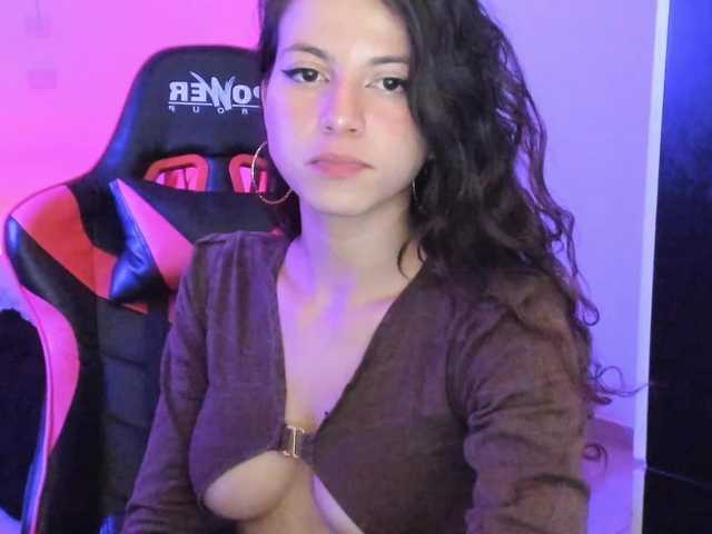 LolaMustaine's BongaCams show and profile