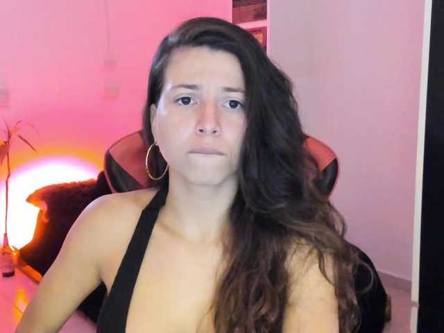 LolaMustaine's BongaCams show and profile