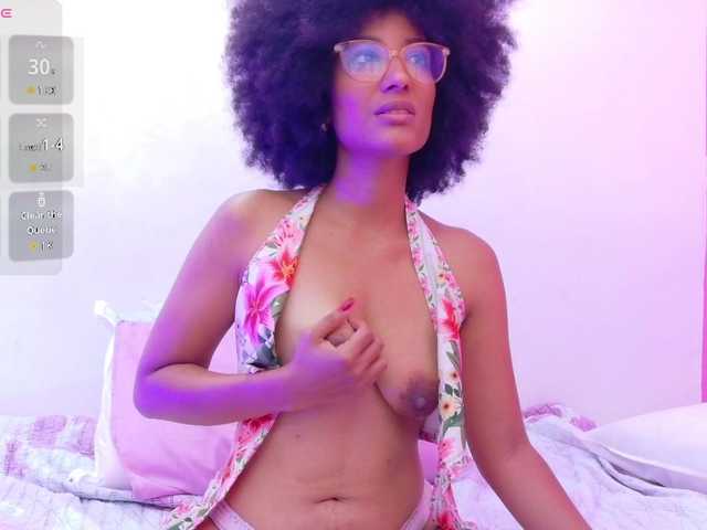 fitsexxyebony's BongaCams show and profile
