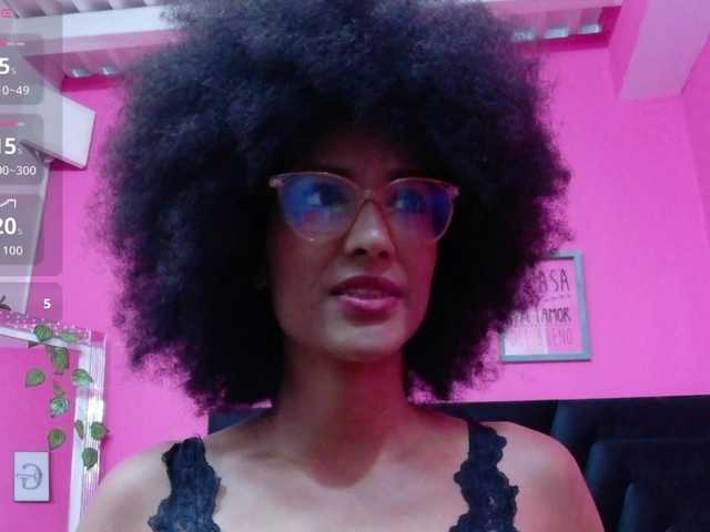 fitsexxyebony's BongaCams show and profile