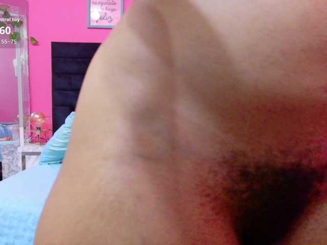 fitsexxyebony's BongaCams show and profile