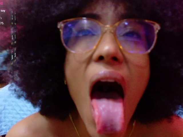fitsexxyebony from BongaCams is Freechat