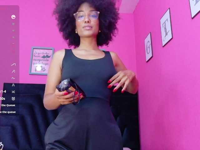 fitsexxyebony's BongaCams show and profile
