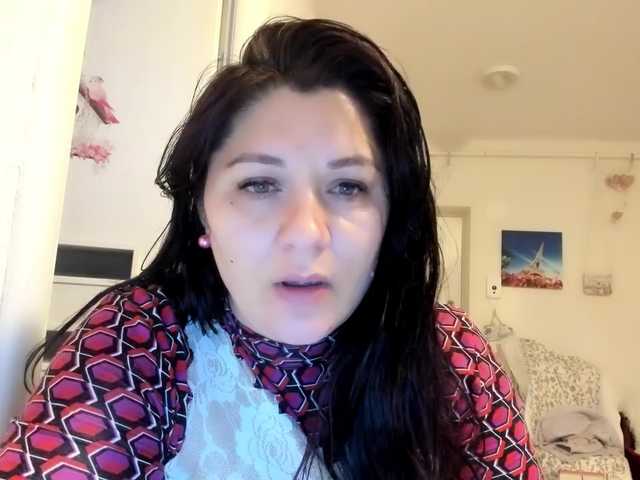 Erika84Bella's BongaCams show and profile