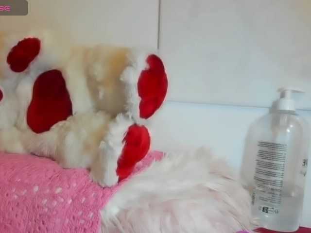 Erika84Bella's BongaCams show and profile