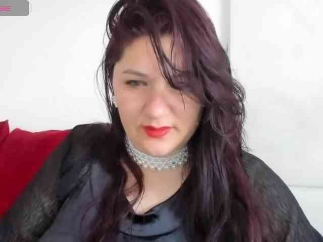 Erika84Bella webcam