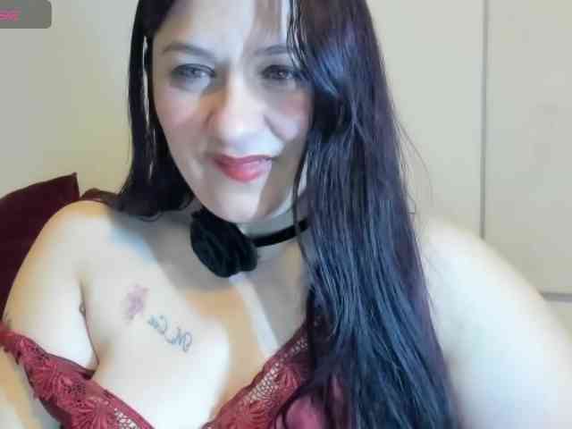 Erika84Bella webcam