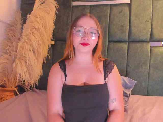 AliciaWhite-nt webcam