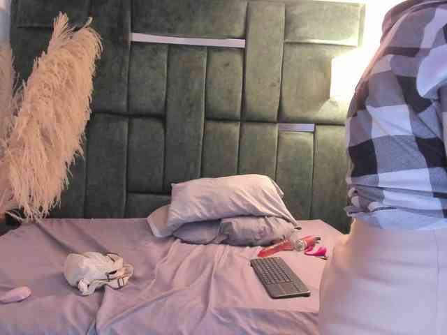 AliciaWhite-nt webcam