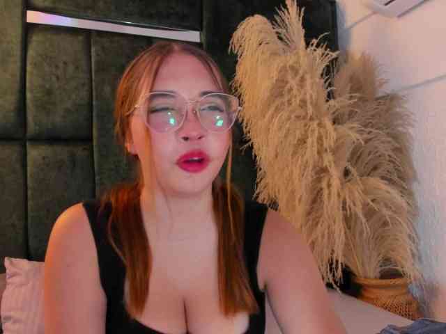 AliciaWhite-nt webcam