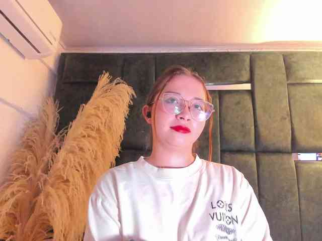 AliciaWhite-nt webcam