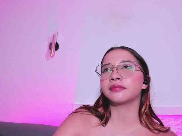 AliciaWhite-nt webcam