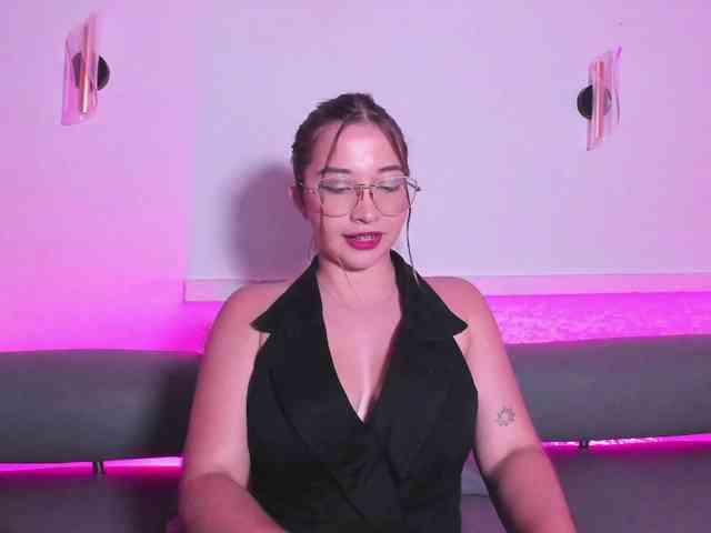 AliciaWhite-nt webcam