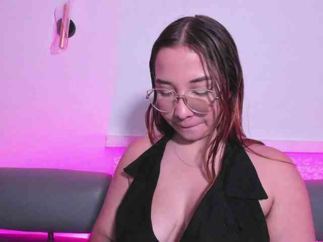 AliciaWhite-nt webcam