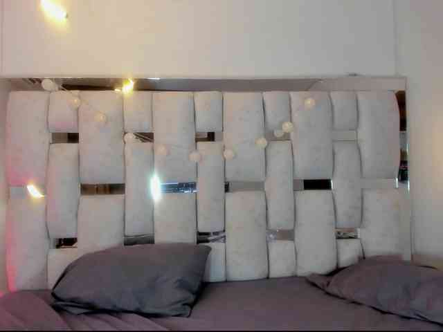 AliciaWhite-nt webcam