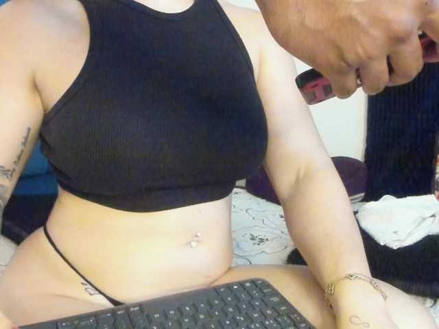 Nataymiky's BongaCams show and profile