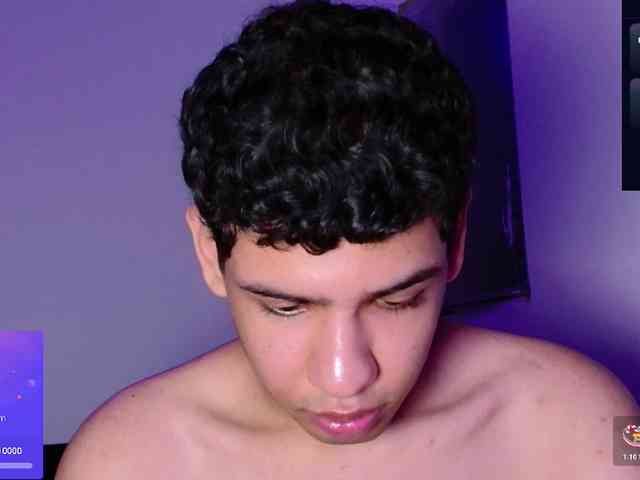 santiago-Foxx Live Webcam on BongaCams